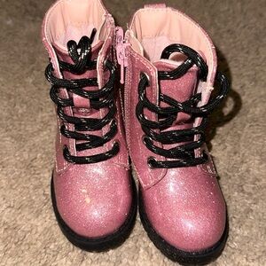 Size 5 glitter toddler boots
